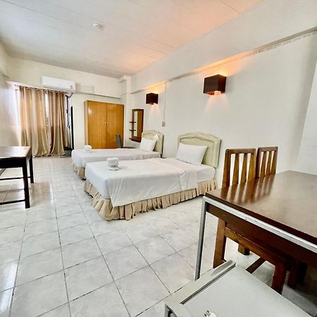 โรงแรมวินบางนา Win Bangna Hotel Μπανγκόκ Εξωτερικό φωτογραφία