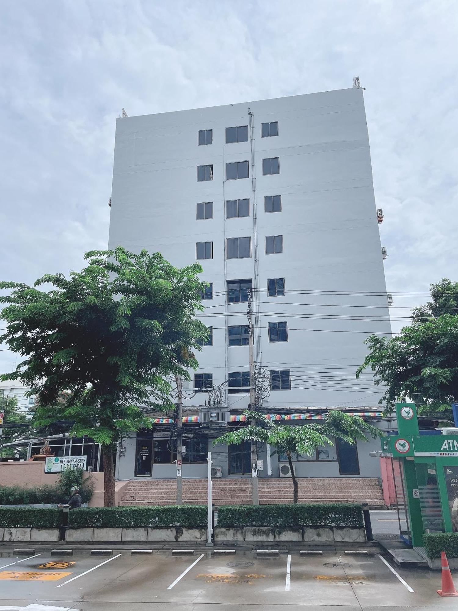 โรงแรมวินบางนา Win Bangna Hotel Μπανγκόκ Εξωτερικό φωτογραφία