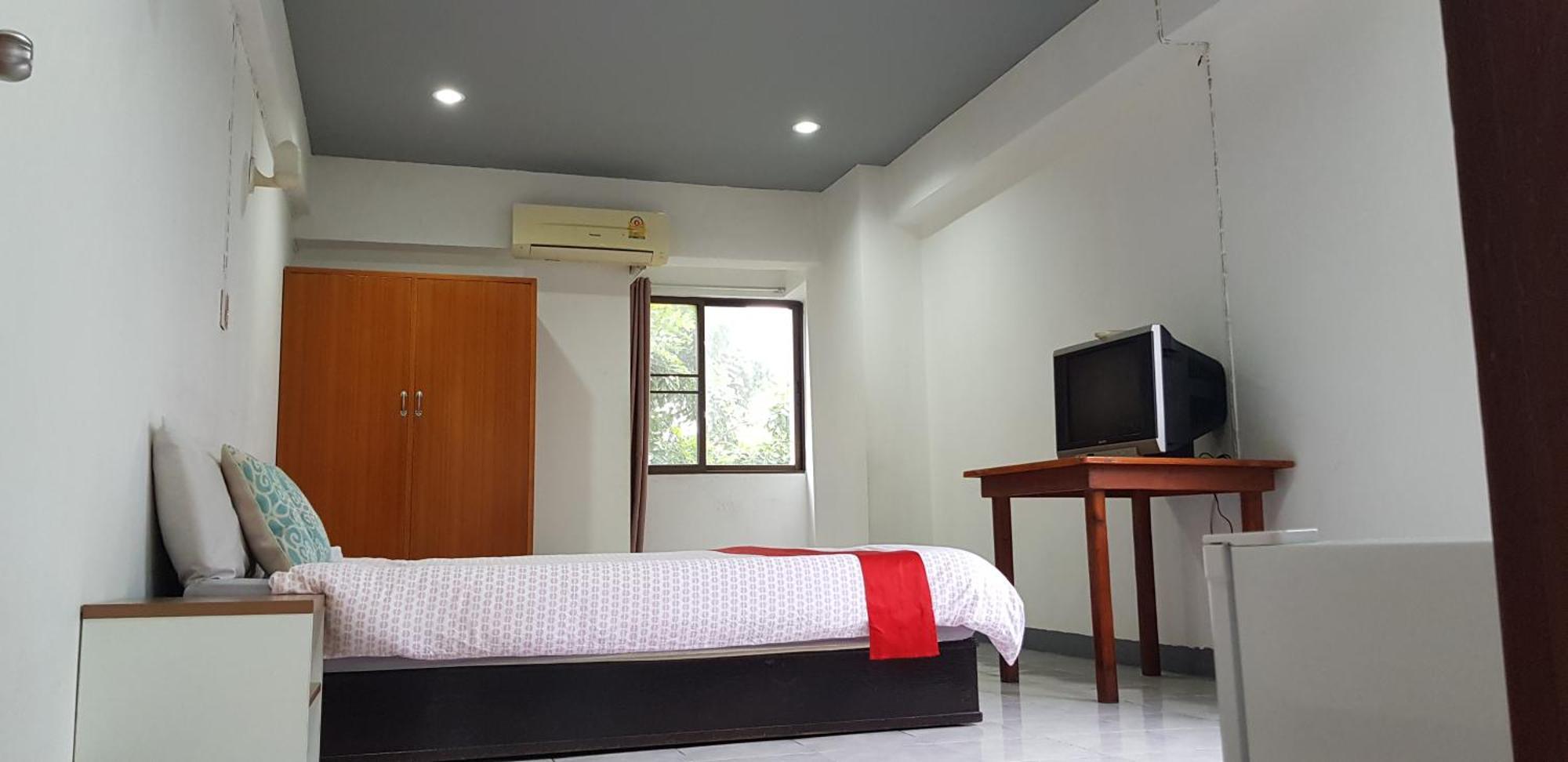 โรงแรมวินบางนา Win Bangna Hotel Μπανγκόκ Δωμάτιο φωτογραφία